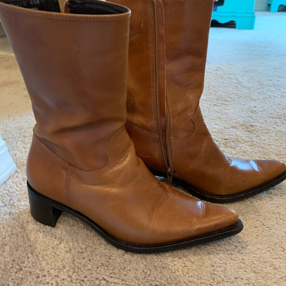 Steve Madden tan/brown boots